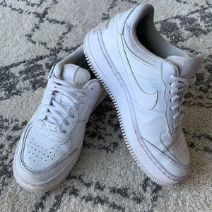 Air Force 1 shadow